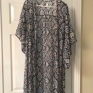 Kimono navy blues light purple and white